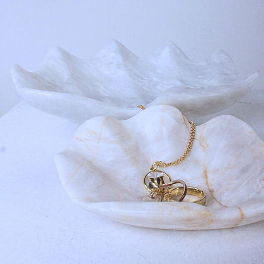 Clam Shell Marble Trinket