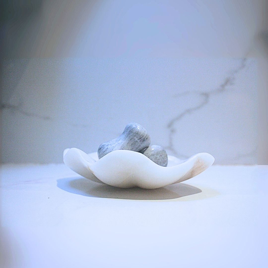 Clam Shell Marble Trinket